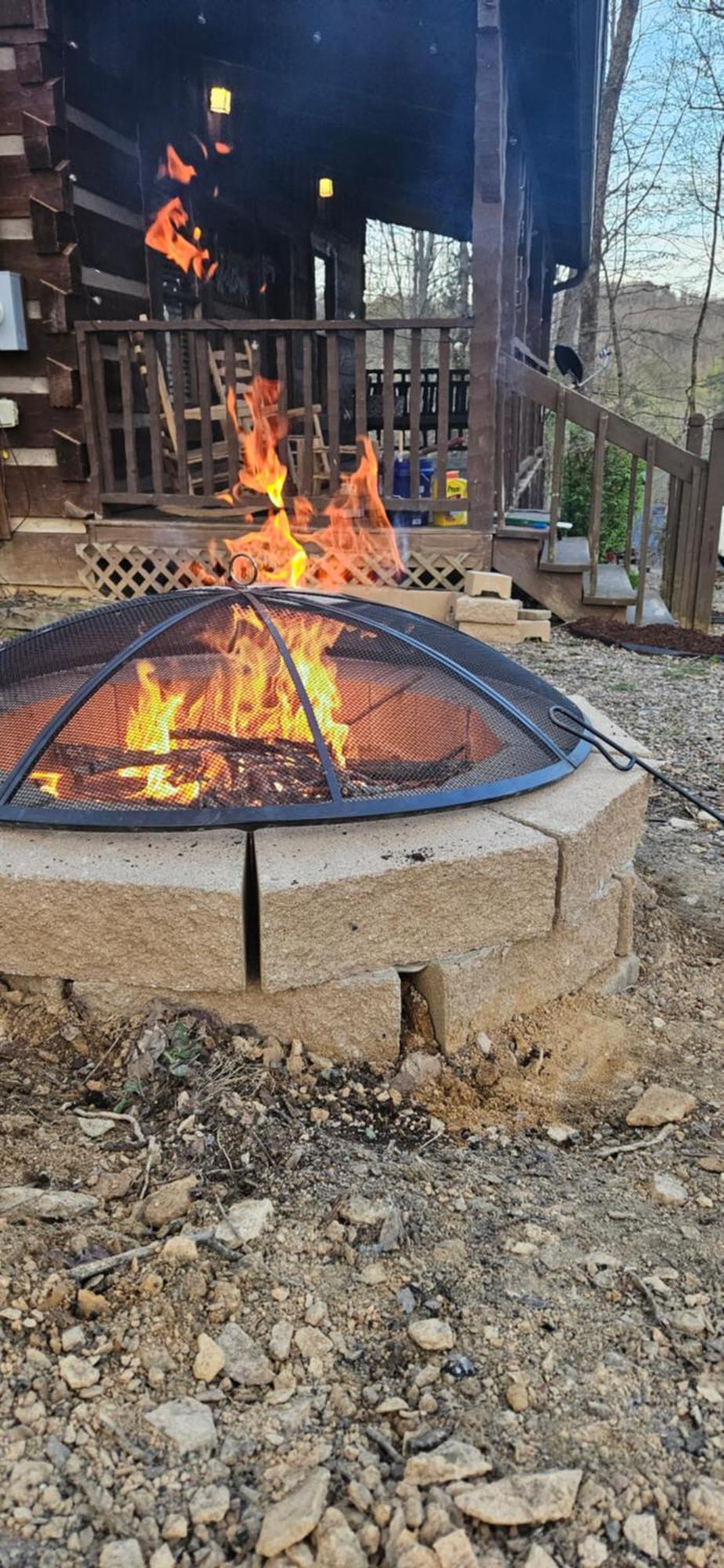 Southern Oak Cabin - Newly Remodeled - Close To All Attractions سيفيرفيل المظهر الخارجي الصورة